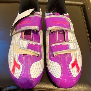 Diadora spin shoes - new with tags women’s size 11